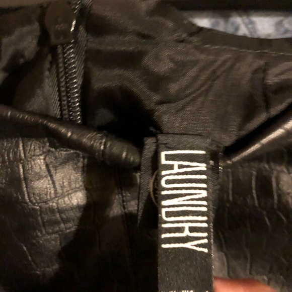 Laundry by Shelli Segal Black Leather Pencil Skirt, Sz 10 - Picture 2 of 3